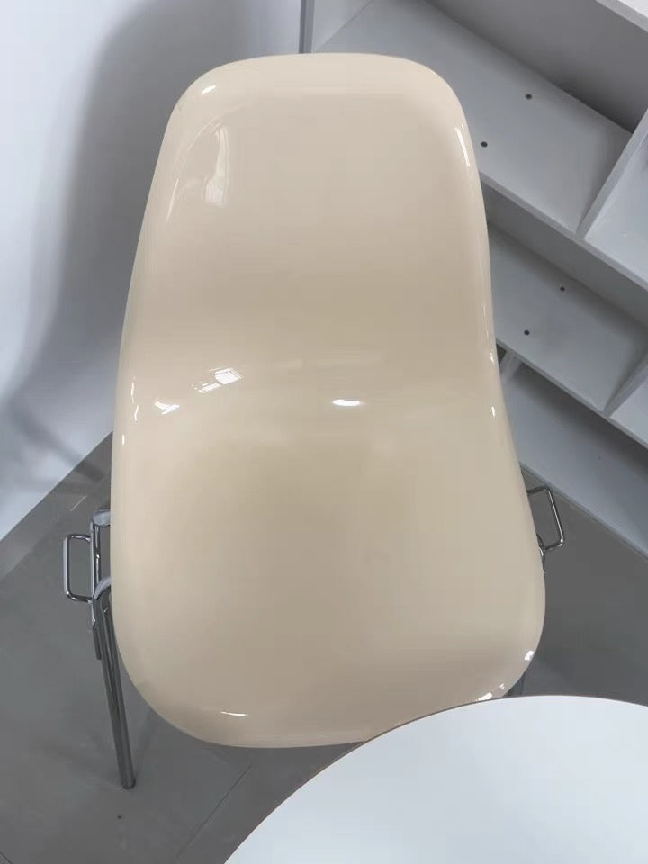 Eames Replica Shell Chair