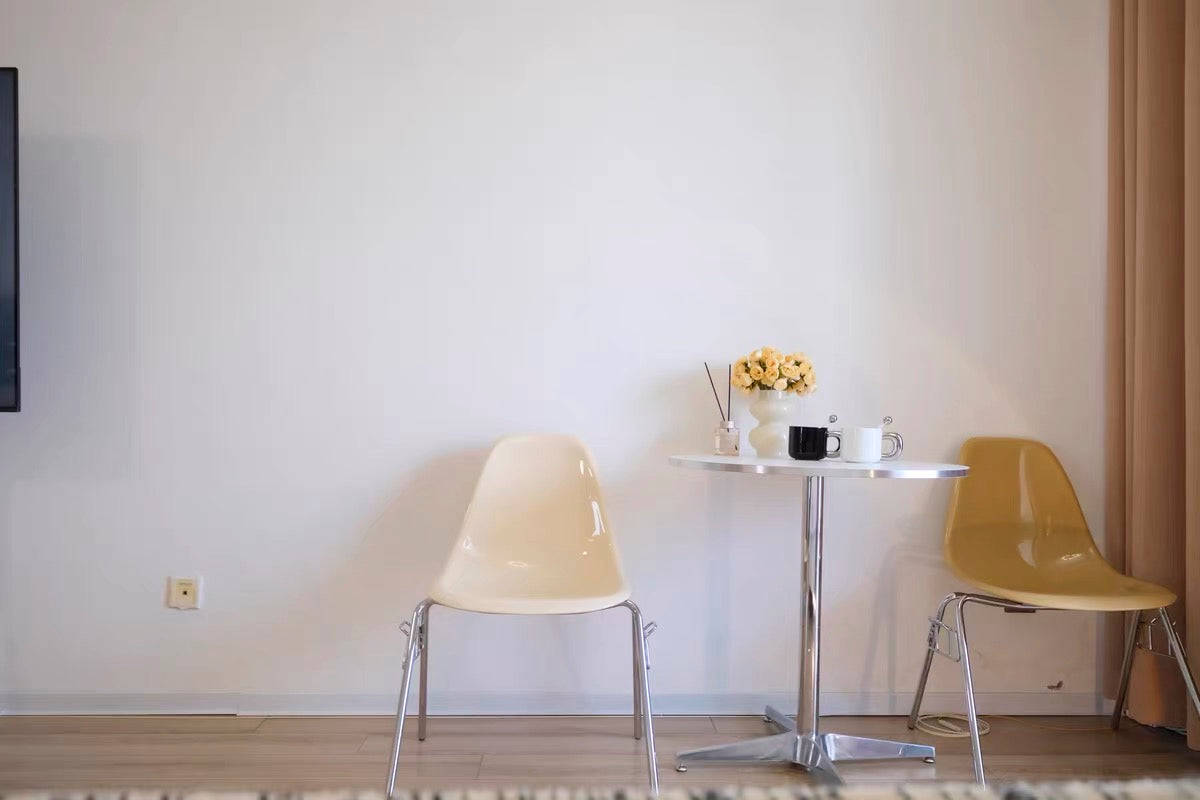 Eames Replica Shell Chair