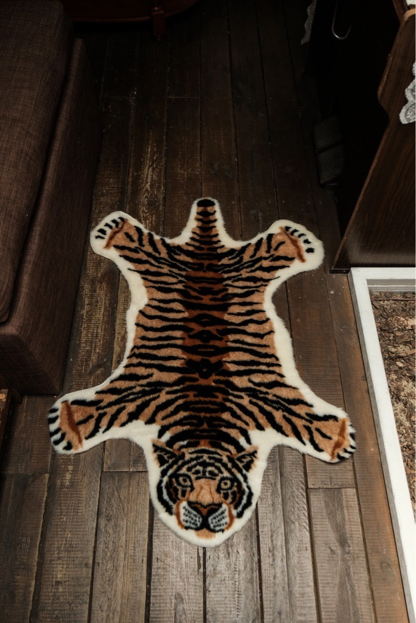 Novelty Tufted Carpet-Tiger