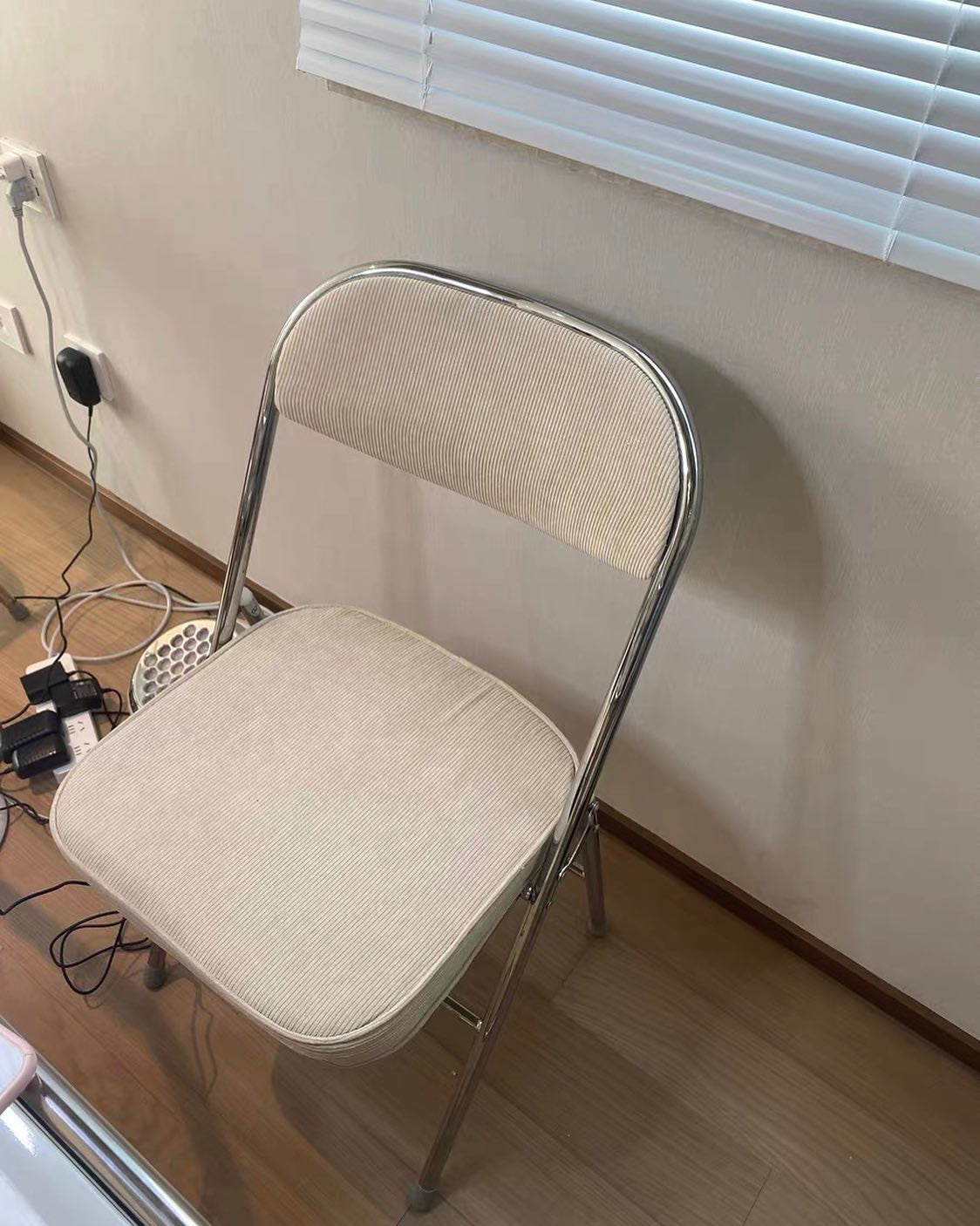 Offer up sales folding chairs